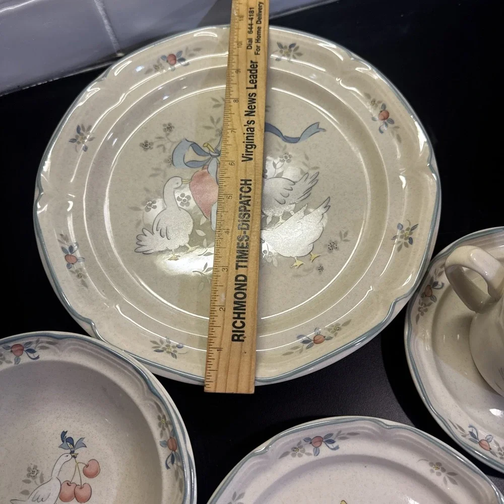 International Stoneware Marmalade Geese  8 Piece Dish Set Cottage Core VINTAGE